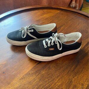 Vans Canvas shoes size 7 W